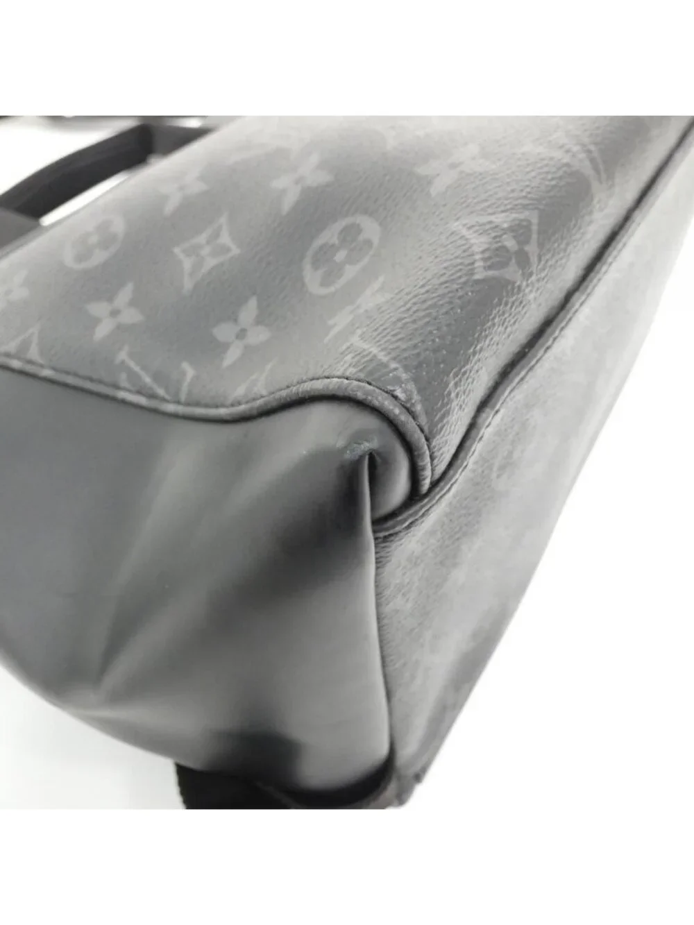 Louis Vuitton Monogram Eclipse Messenger Voyage MM Shoulder